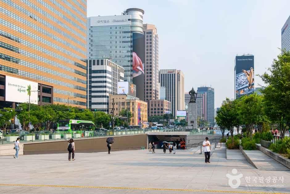 서울_종로_광화문광장_외부_6.jpg