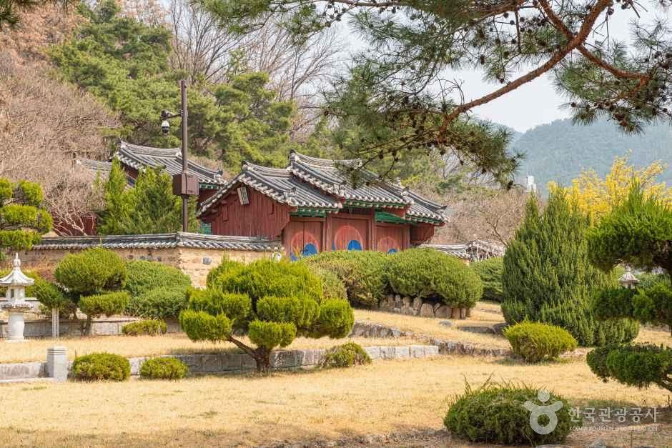 문창공영당 사진 1