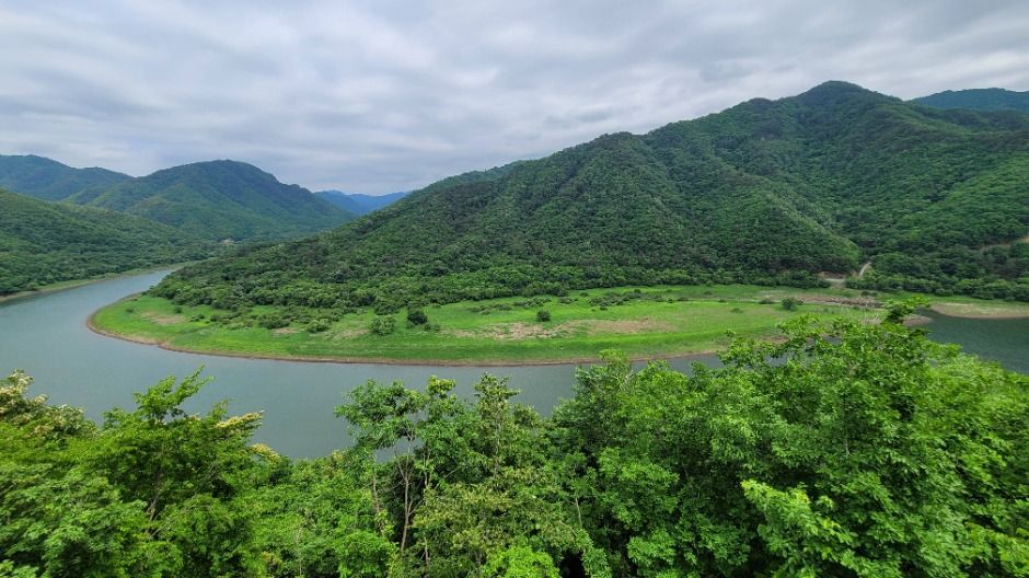 養儀台河川湿地（江原平和地域国家地質公園）