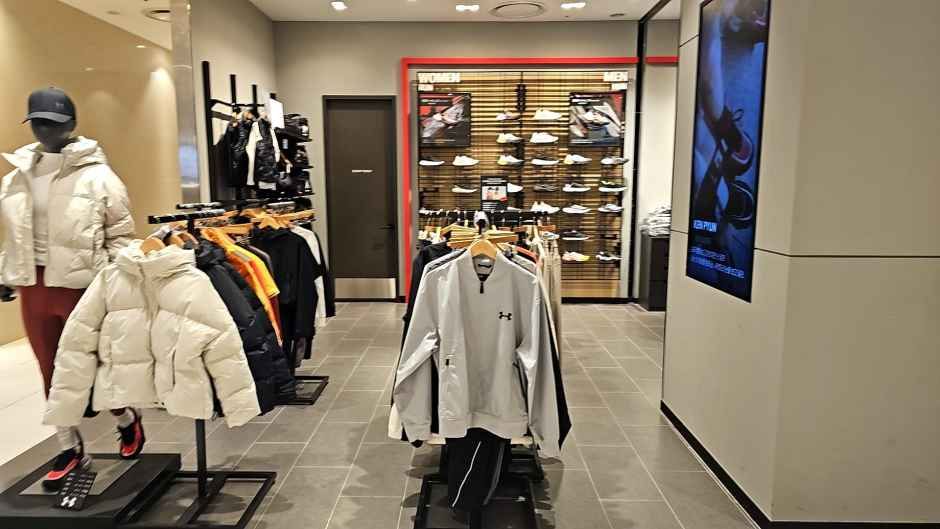 언더아머 롯데백화점 평촌점