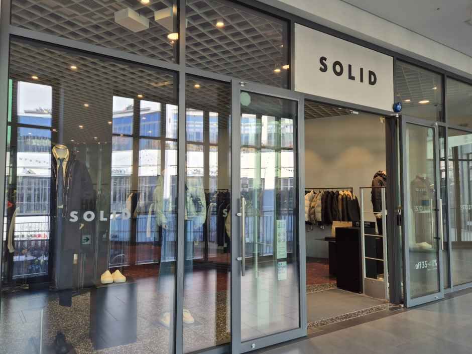 [事後免税店] SOLID（ソリッド）HOMME（オム）・現代プレミアムアウトレットテジョン（大田）店(솔리드옴므 현대프리미엄아울렛 대전점)