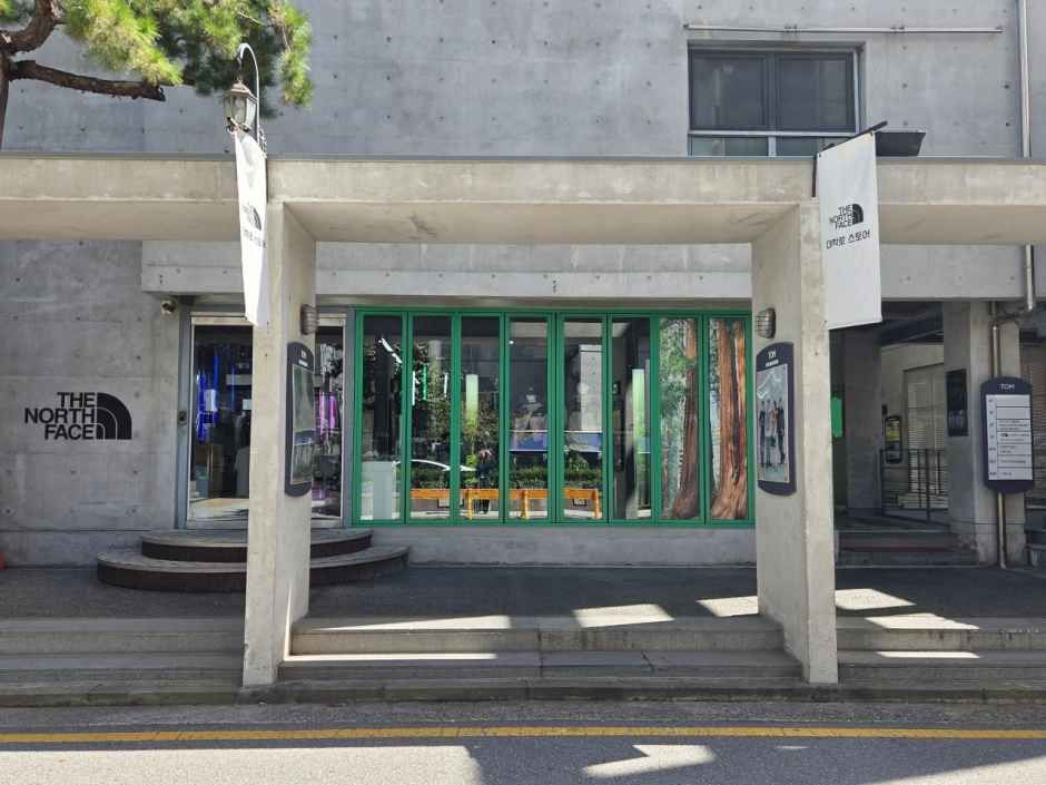 [事後免税店]THE NORTH FACE（ザ・ノース・フェイス）・テハンノ（大学路）店(노스페이스 대학로점)