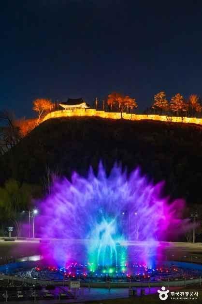 진주 음악분수대