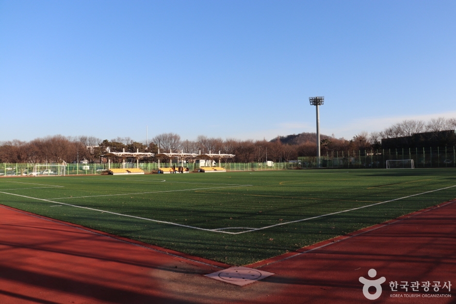 川辺サッカー場