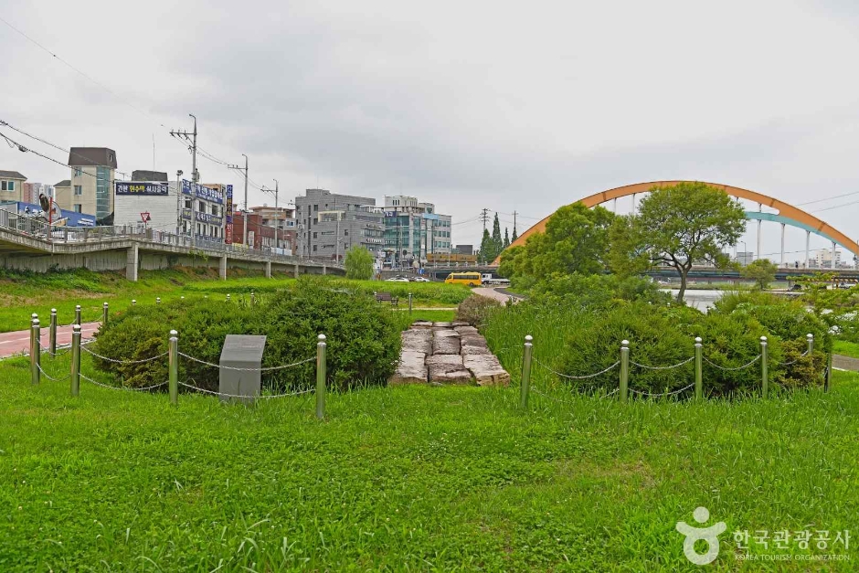 大川 ハンネ石橋