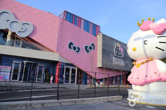 Музей Hello Kitty Island