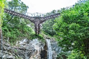 도덕산 출렁다리