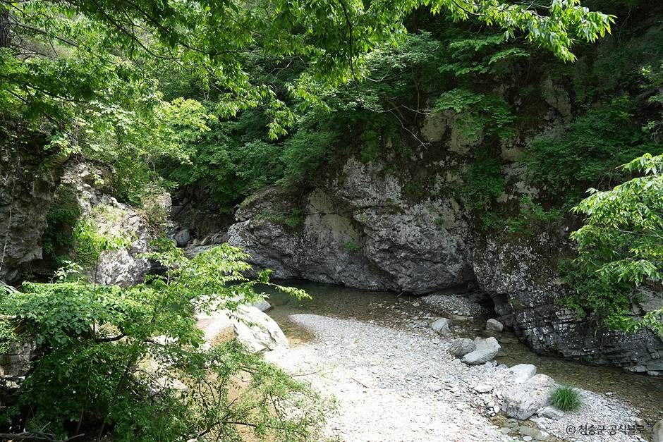 ノル龍湫渓谷（青松国家地質公園）