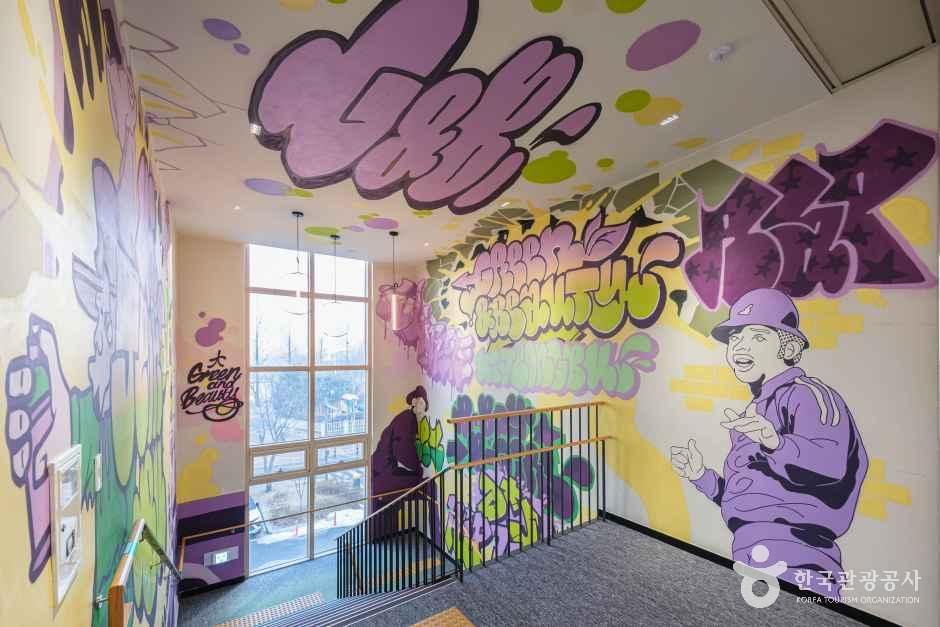 경기_의정부_의정부 음악도서관_내부_1.jpg