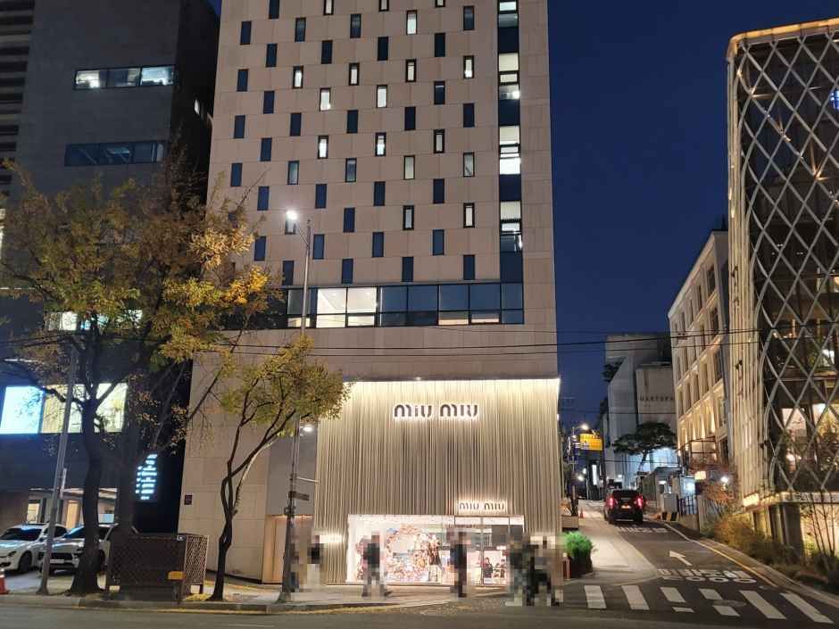 미우미우 청담점