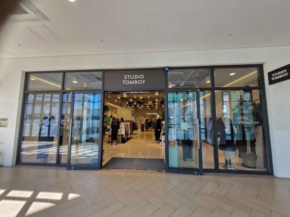 톰보이 현대프리미엄아울렛 김포점
