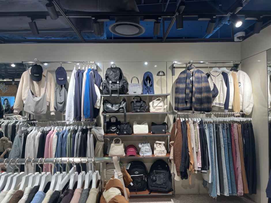 [事後免税店] COVERNAT（カバーナット）・現代プサン（釜山）店(커버낫 커넥트현대 부산점)