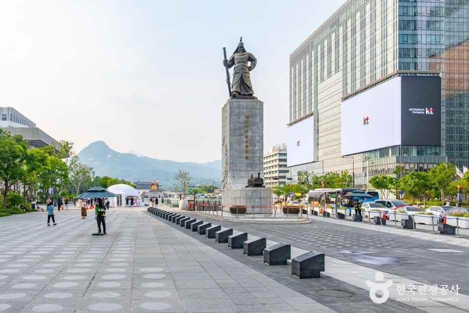 서울_종로_광화문광장_외부_3.jpg