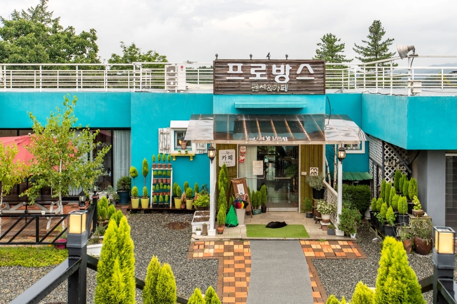 Provence Cafe