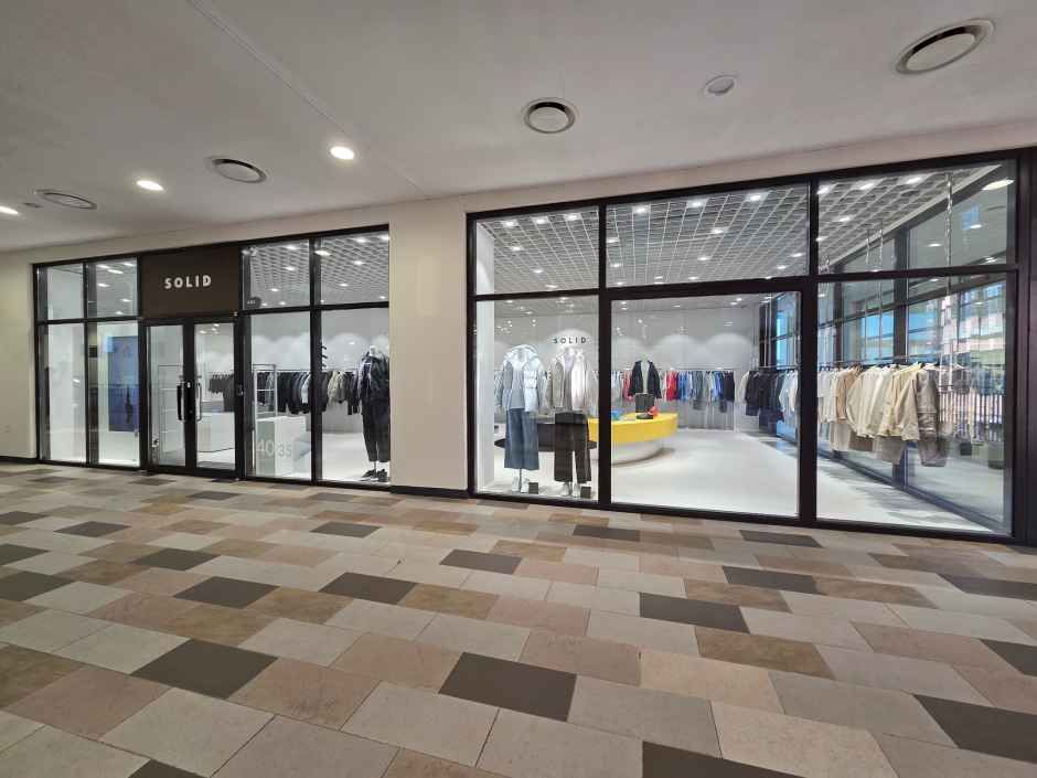 솔리드옴므 롯데프리미엄아울렛 파주점