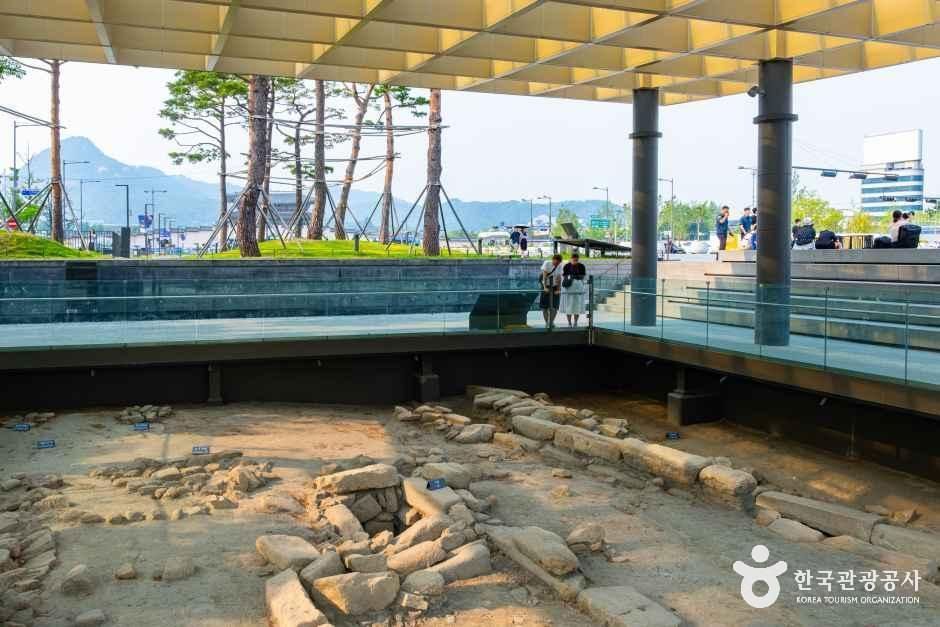 서울_종로_광화문광장_외부_4.jpg