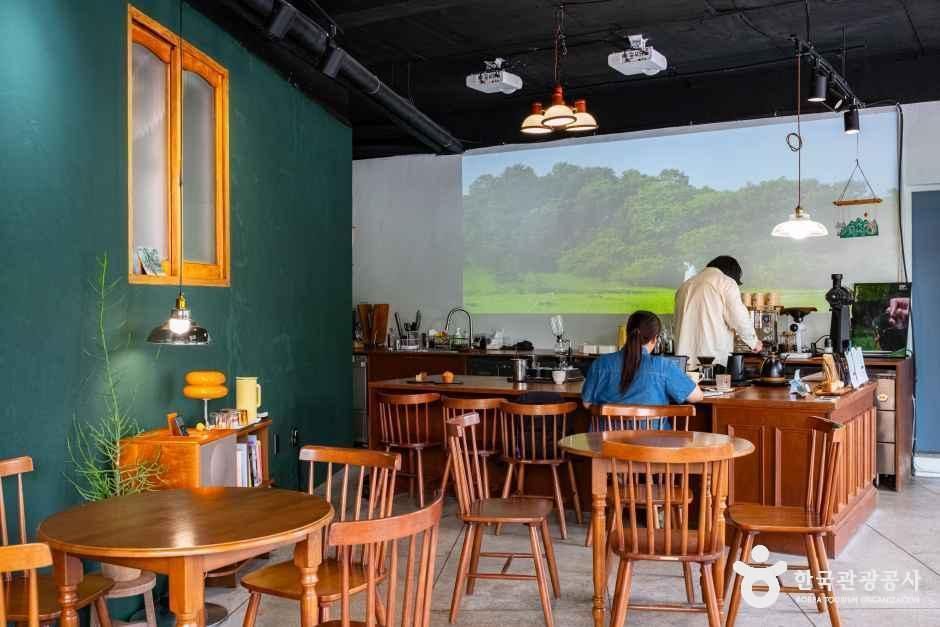 로컬그로서란트 능선