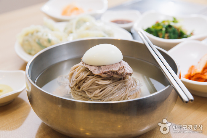 チョンイン麺屋