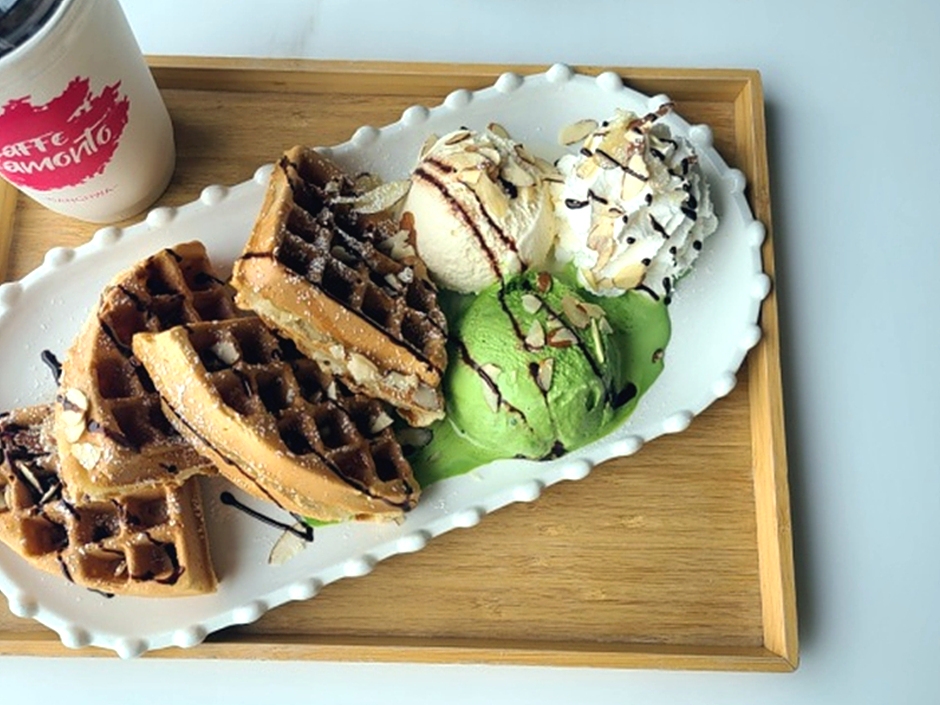 カフェ・トラモント