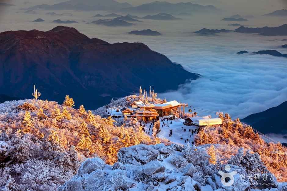 雪天峰