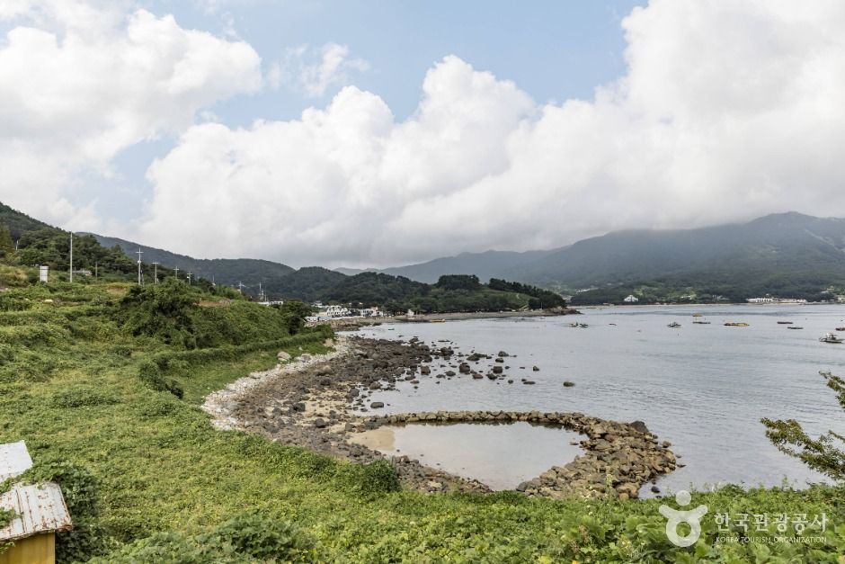 南海红岘村