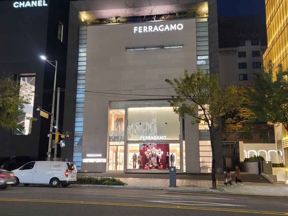 Salvatore Ferragamo Cheongdam Main Branch [Tax Refund Shop]