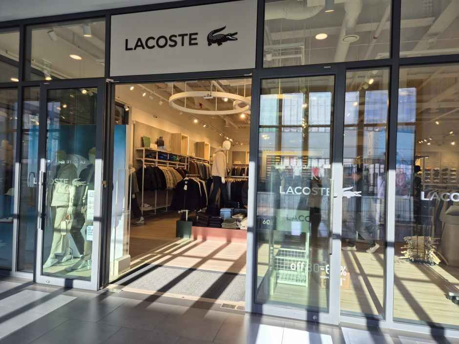 [事後免税店] LACOSTE（ラコステ）・現代プレミアムアウトレットテジョン（大田）店(라코스테 현대프리미엄아울렛 대전점)