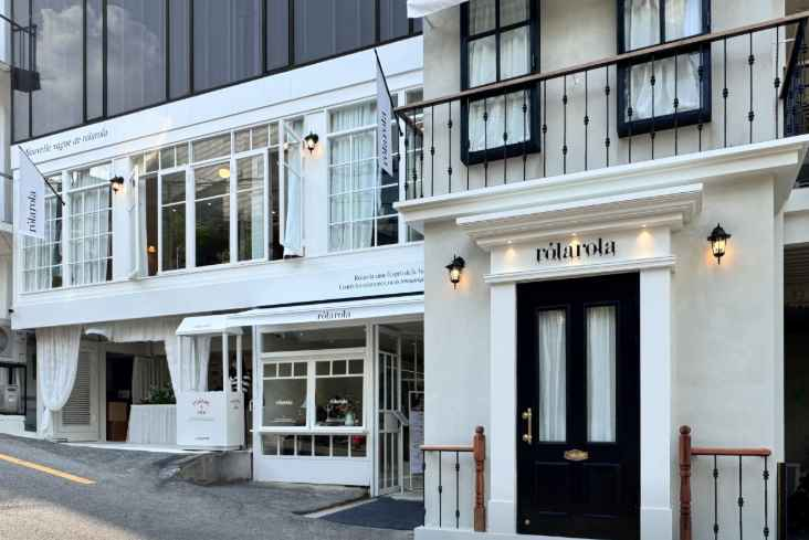 로라로라 한남 플래그십스토어