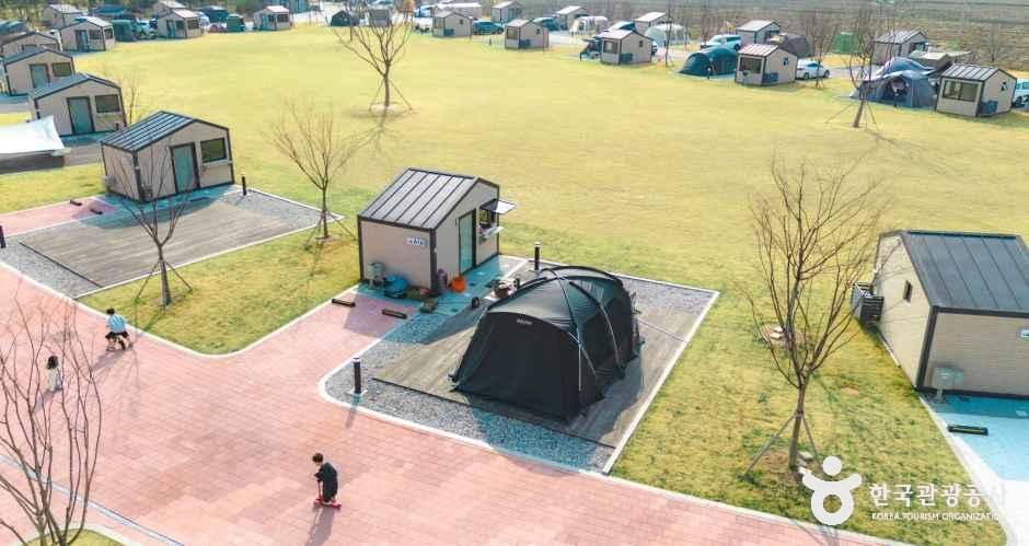 복하천 제3수변공원 캠핑장