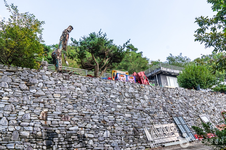 废品艺术工厂（Oh Daeho艺术工厂）