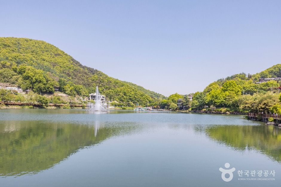 明岩遊園地