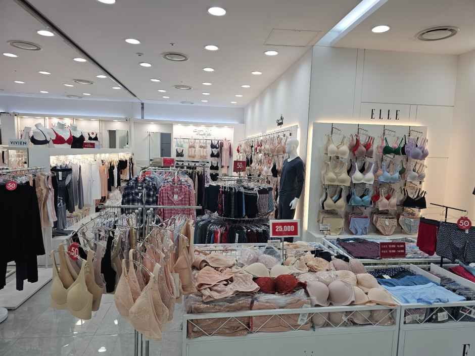 트라이엄프 모다아울렛 인천점