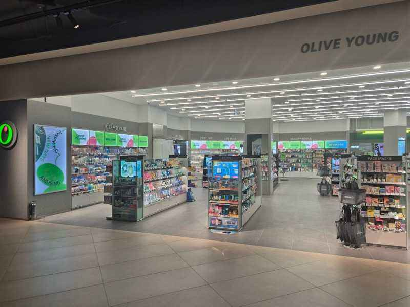 Olive Young - LOTTE Premium Outlet Uiwang Branch [Tax Refund Shop] (올리브영 롯데프리미엄아울렛 의왕점)