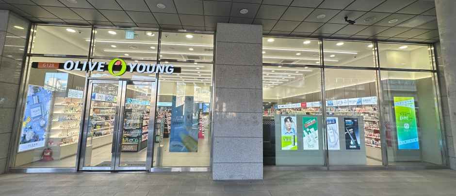 Olive Young - Munjeong Station Branch [Tax Refund Shop](올리브영 문정역점)