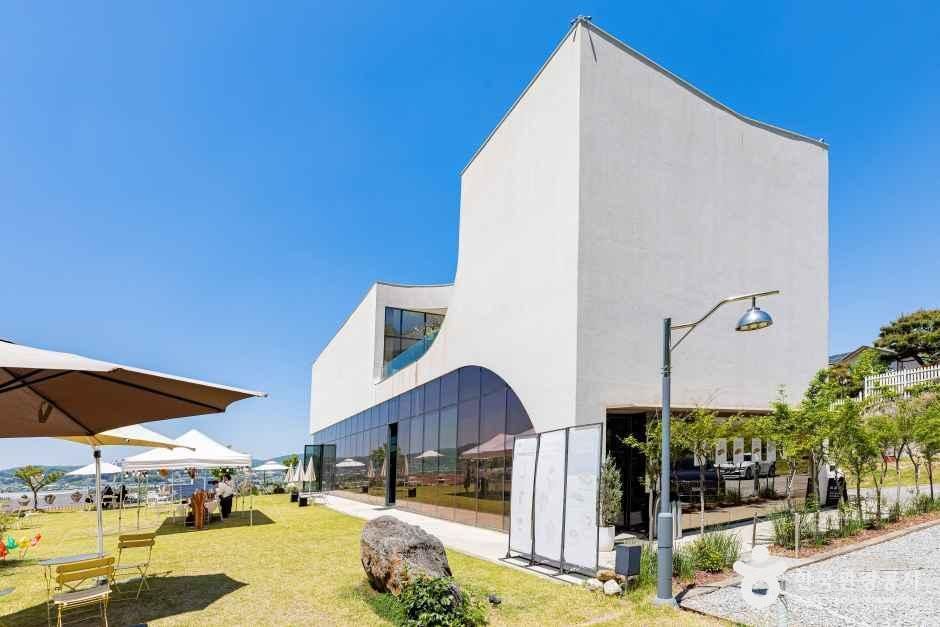 에클로그 - 충청북도 청주시 상당구 효덕길 26-84 관광 명소