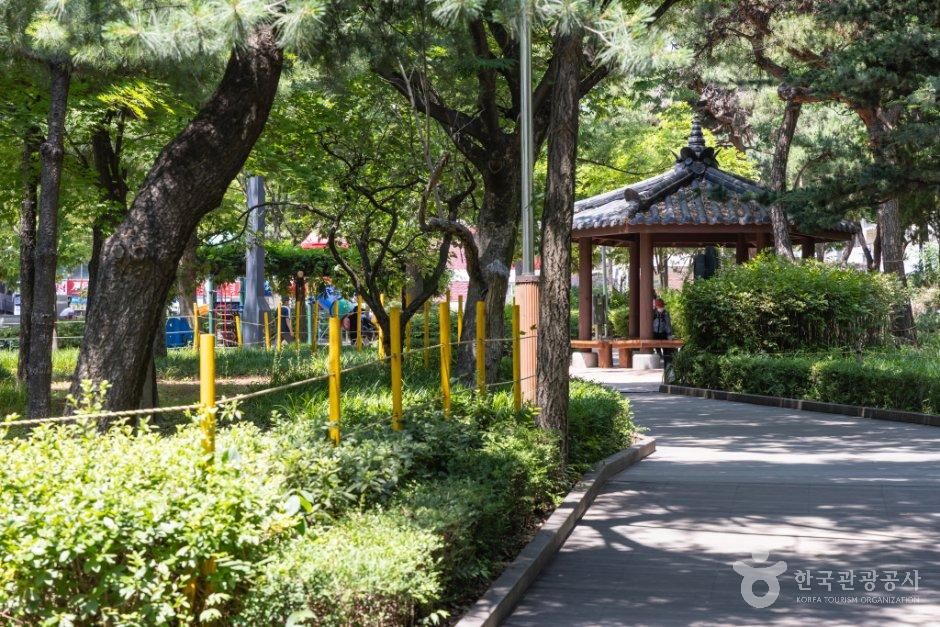 桂山国民体育公園