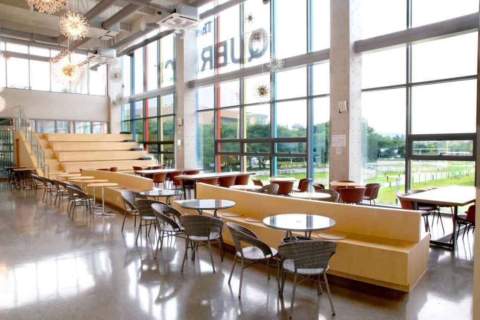 경주_더 케이 호텔 경주_일반카페.jpg