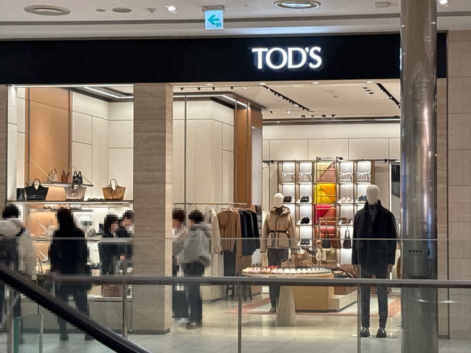 Tod's Shinsegae Department Store Centum City Branch