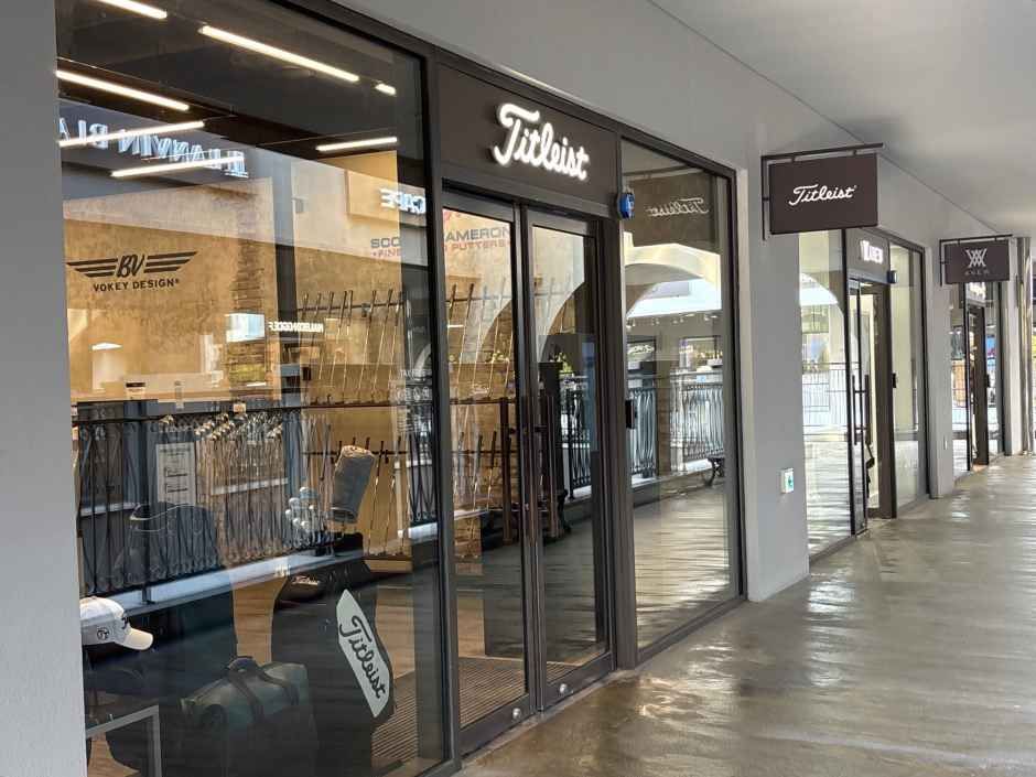 Titleist - Lotte Premium Outlets Dongbusan Branch [Tax Refund Shop] (타이틀리스트  롯데프리미엄아울렛 동부산점)