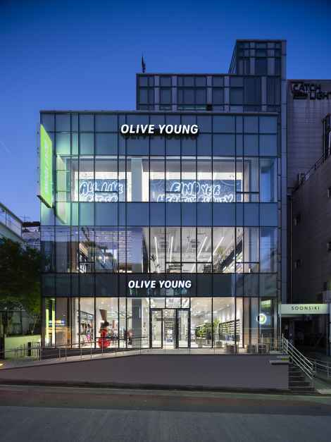 [事後免税店]Olive Young・弘大（ホンデ）遊び場店(올리브영 홍대놀이터점)