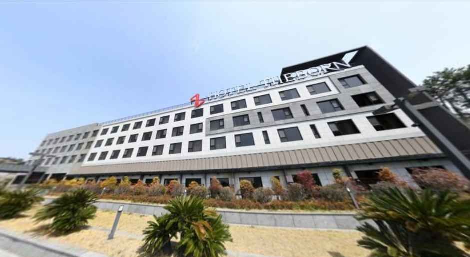 호텔 더본 제주