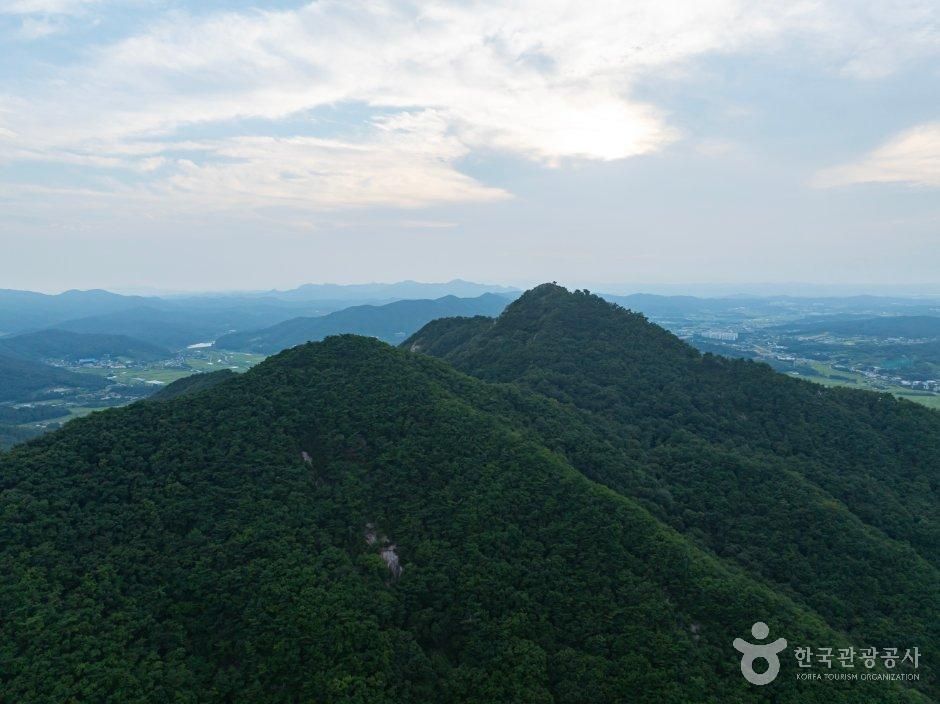 설화산