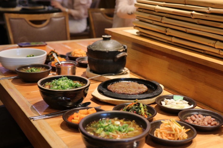 德山名家真牛汤饭