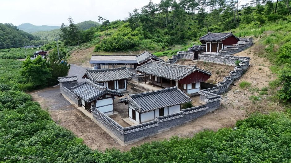 徳岡書院