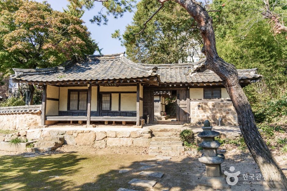 장욱진 고택