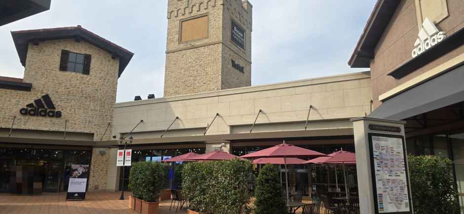 아디다스 신세계사이먼프리미엄아울렛 부산점