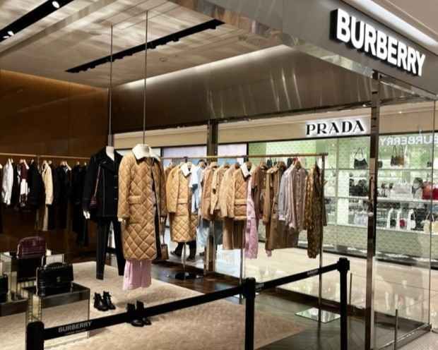 [事后免税店]博柏利女装 新世界百货商店江南店(버버리여성 신세계백화점 강남점)