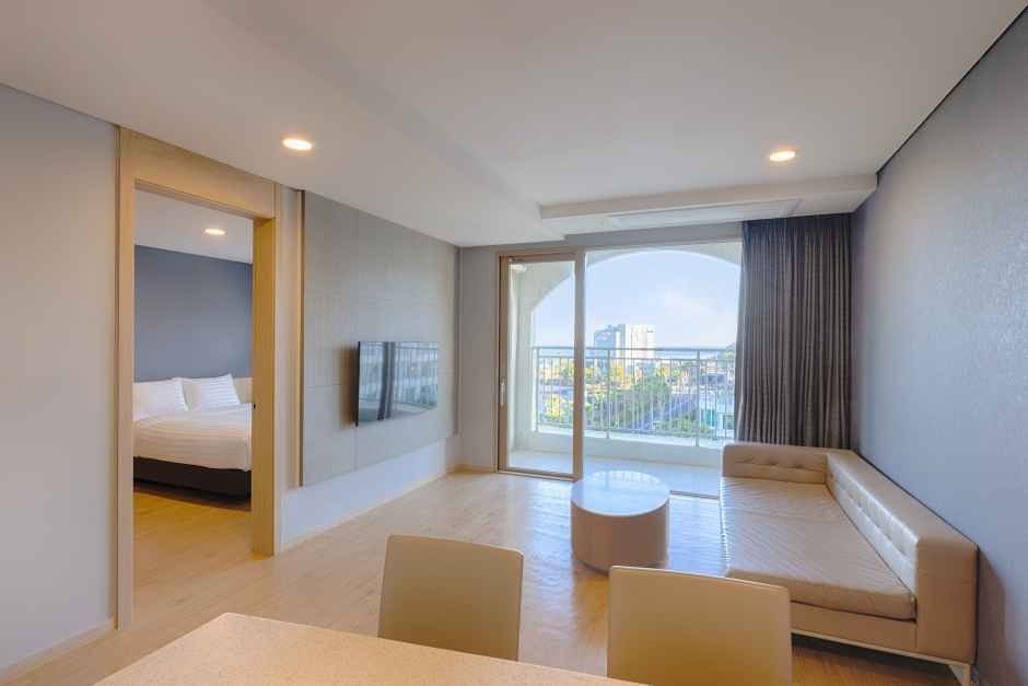 제주_소노벨 제주_스위트 스탠다드 (1).jpg