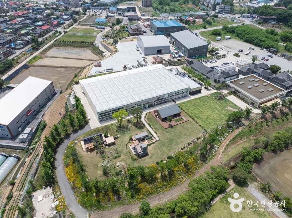 뤁스퀘어