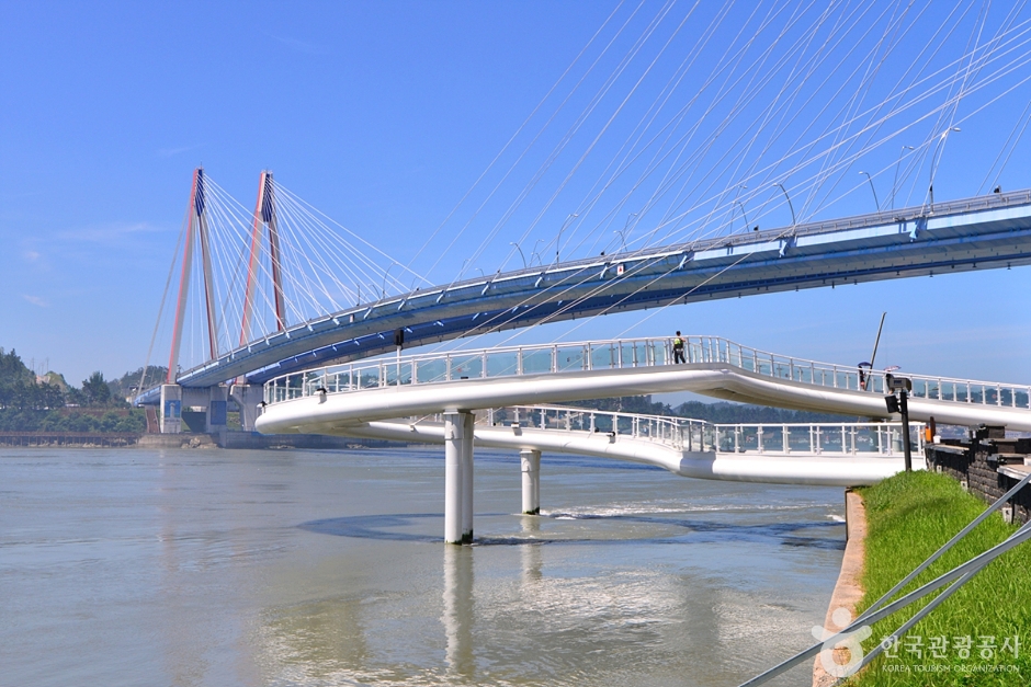Uldolmok Skywalk
